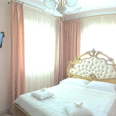 B&B Castello Michelina 산 니콜라 델랄토