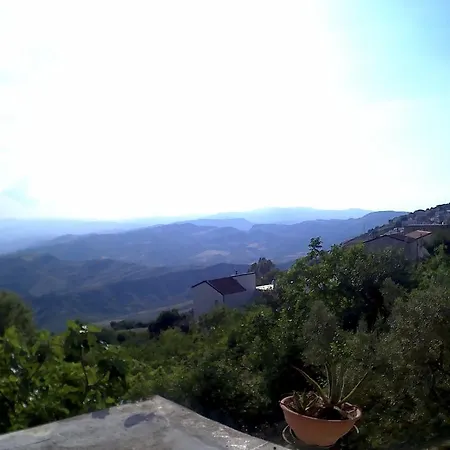 Castello Michelina Bed & Breakfast