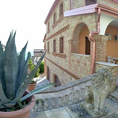 Castello Michelina Bed & Breakfast San Nicola dellʼAlto