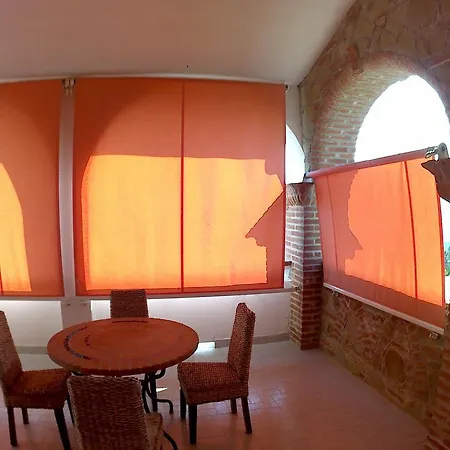 Castello Michelina לינה וארוחת בוקר