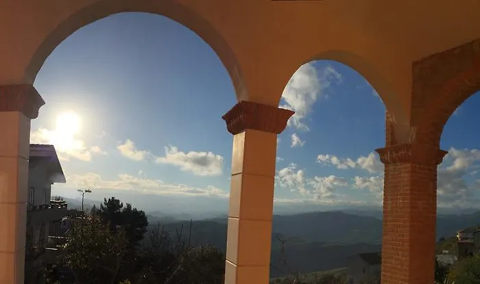 Castello Michelina לינה וארוחת בוקר