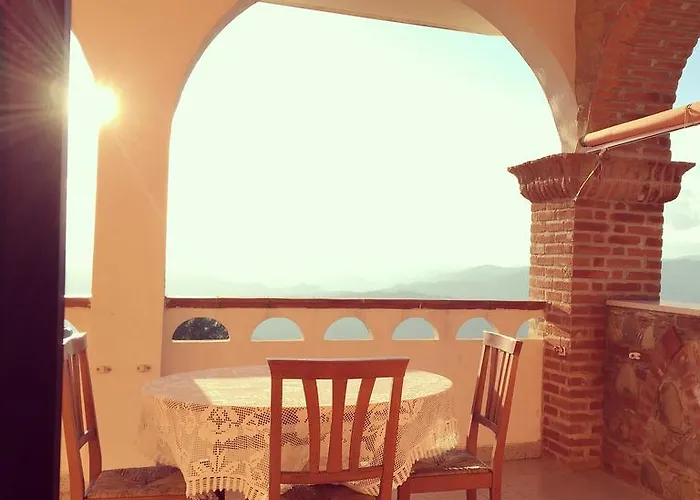 Castello Michelina San Nicola dellʼAlto