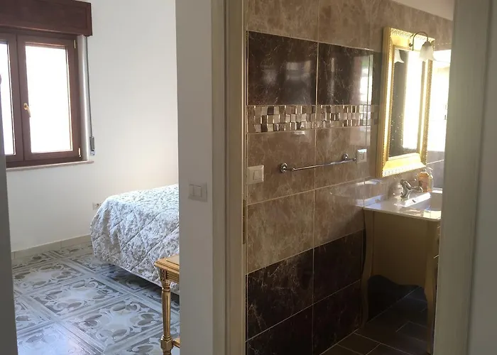 Castello Michelina 3* San Nicola dellʼAlto