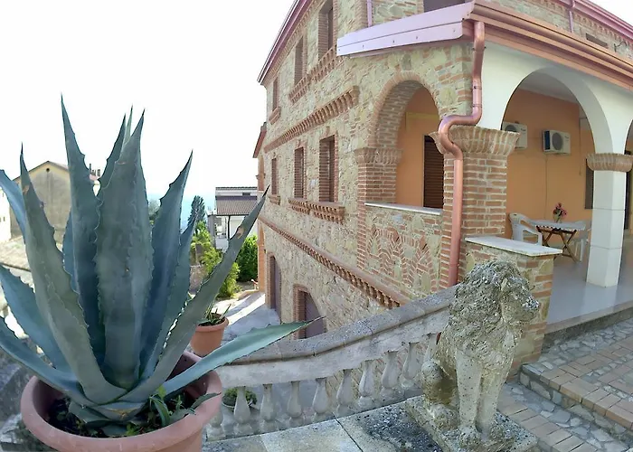 Castello Michelina לינה וארוחת בוקר San Nicola dellʼAlto